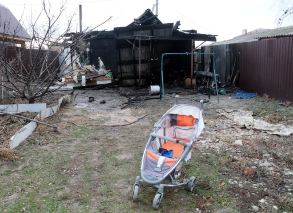 В Волгограде многодетной семье после пожара предоставили квартиру